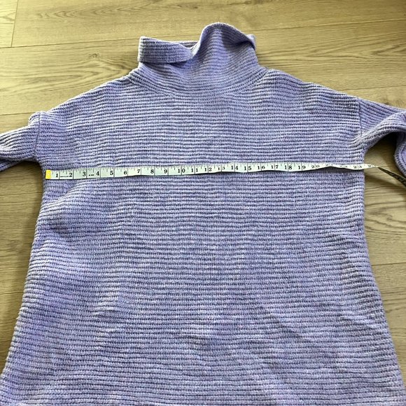 Anthropologie Pilcro cowl neck oversize sweater size medium - Picture 8 of 9